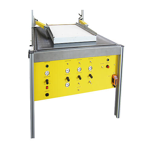 Banco de pruebas AFS 155 con filtro HEPA para la prueba del hilo de aceite, vista frontal