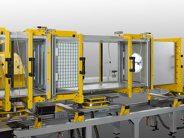 Banco de pruebas para filtros de turbinas de gas GTS 114, detalle del conducto de vidrio, vista lateral